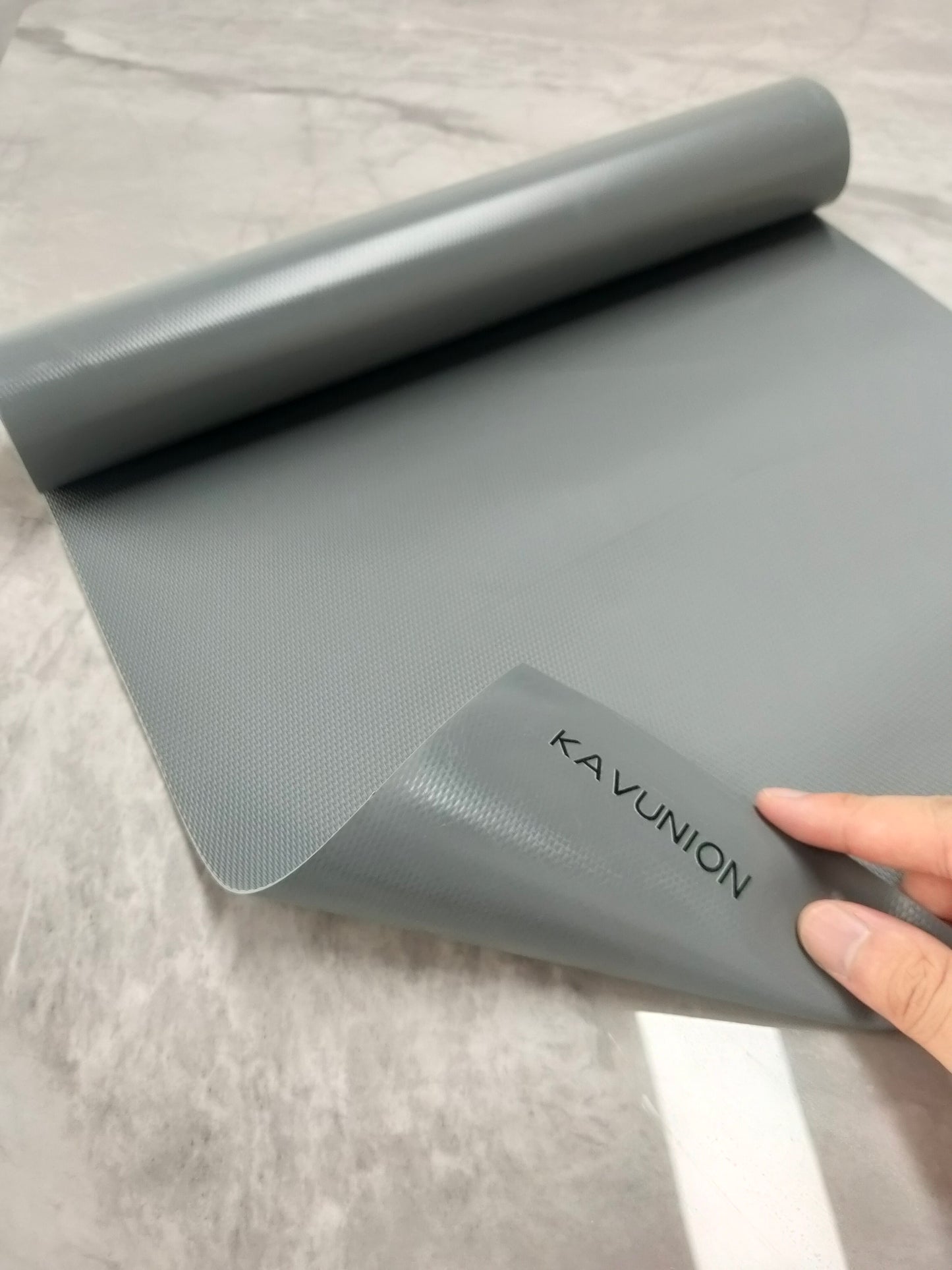 KAVUNION Multifunctional Shelf Liners 30x300CM Anti-slip floor mats Waterproof Non-Adhesive EVA Cabinet Cupboard Pad Clear Refrigerator Mats Anti-Moisture Home Office Desk Mat underlays for rugs (1 Roll-Black Tiny Diamond)